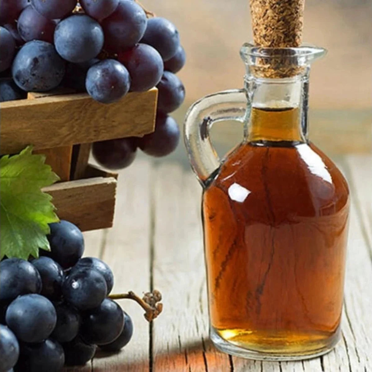 Natürlicher Traubenessig ohne Zusätze 500 ml