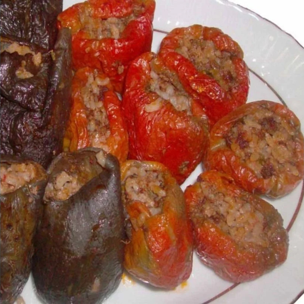 Dolmalık Acı Biber Kurusu 1 Dize (45-50 Adet)