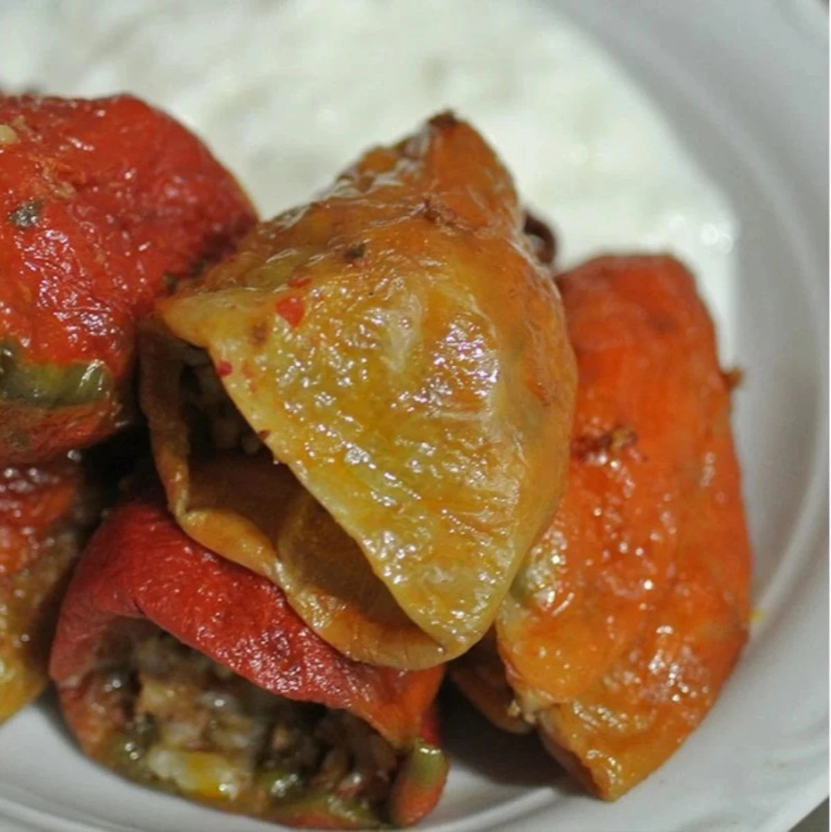 Dolmalık Tatlı Biber Kurusu 1 Dize (45-50 Adet)